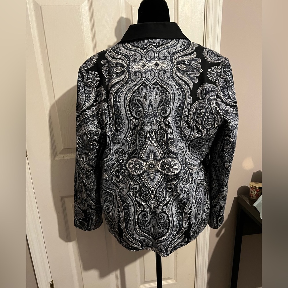 Coldwater Creek Blazer in paisley - Picture 2 of 3